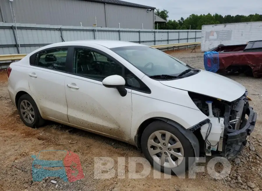KNADM4A39G6601188 Photo# 4