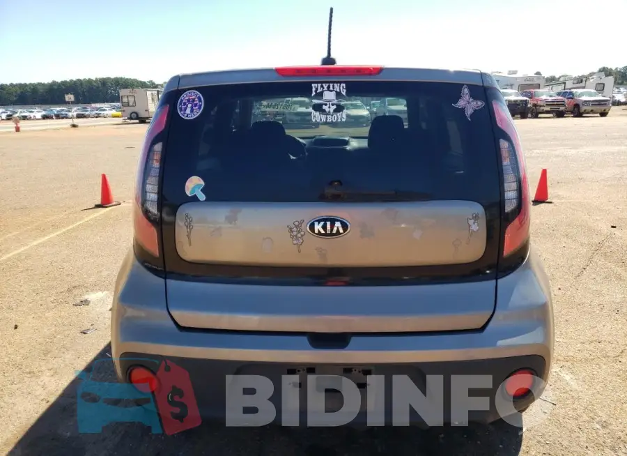 KNDJN2A21J7539821 Photo# 6