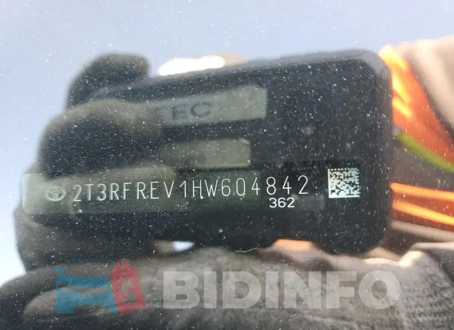 2T3RFREV1HW604842 Photo# 14