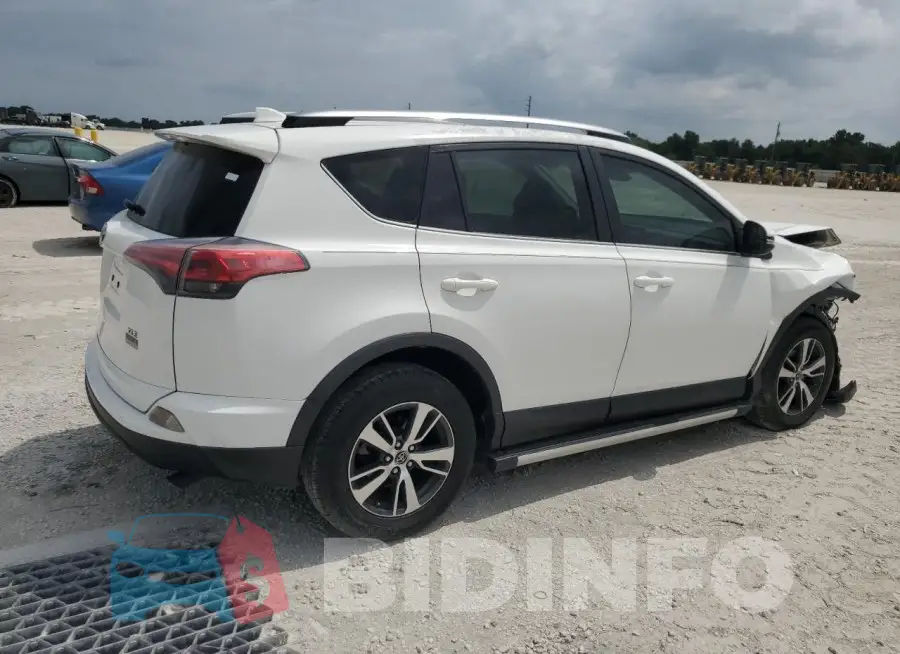 JTMWFREV7HD104362 Photo# 3