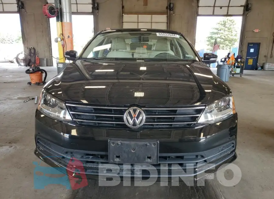 3VWDB7AJ4HM261763 Photo# 5