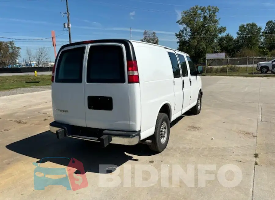 1GTW7AFG8L1182481 Photo# 4
