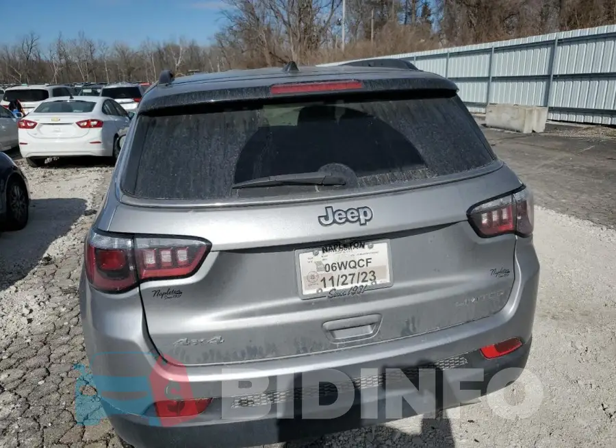 3C4NJDCB1JT436240 Photo# 6