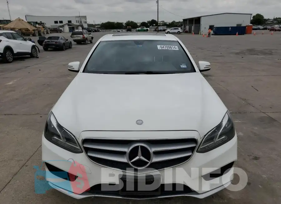 WDDHF5KB7GB304069 Photo# 5