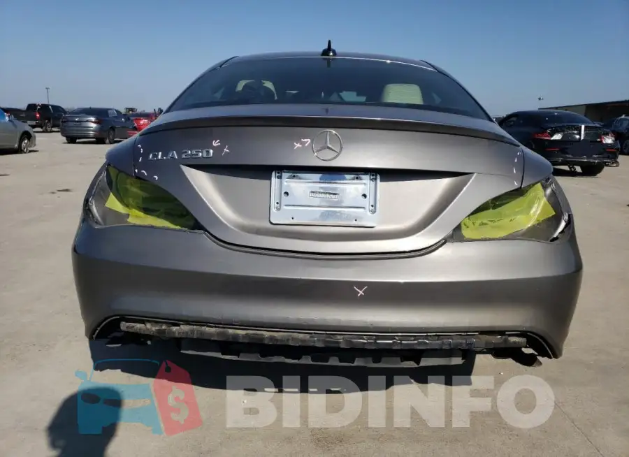 WDDSJ4EB8JN660076 Photo# 6