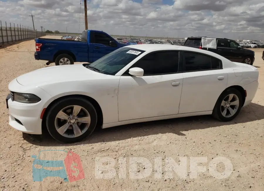 2C3CDXBG2FH826717 Photo# 1