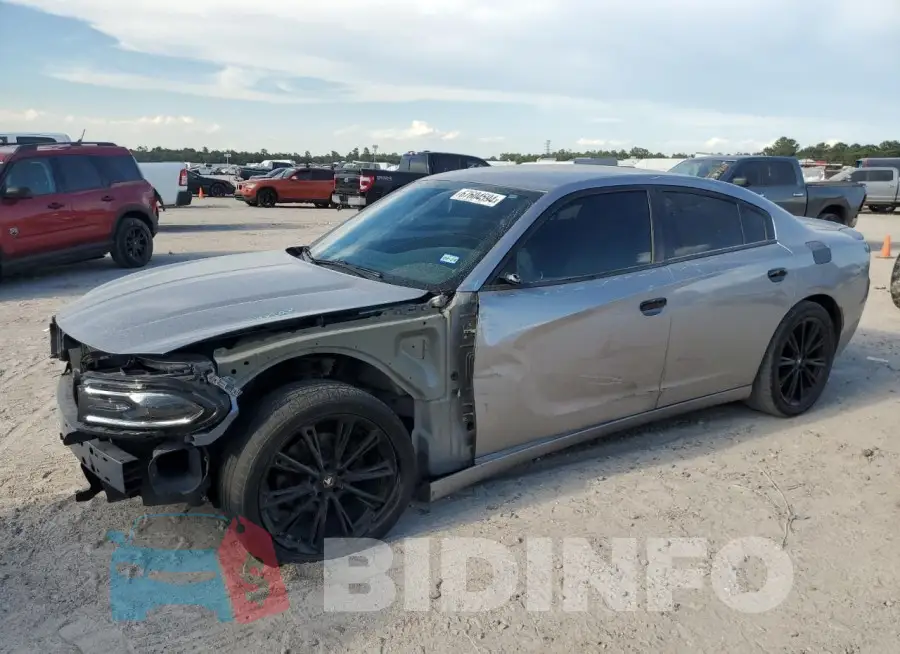 2C3CDXBG8FH841142 Photo# 1