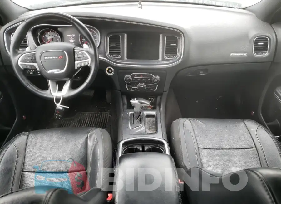 2C3CDXJG2FH817954 Photo# 8