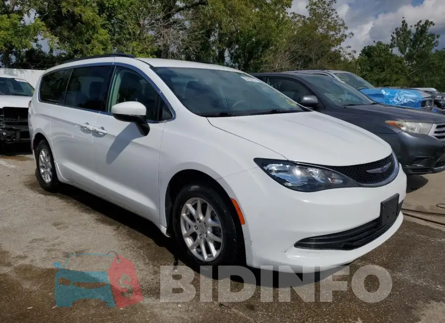 2C4RC1DG0LR157596 Photo# 4