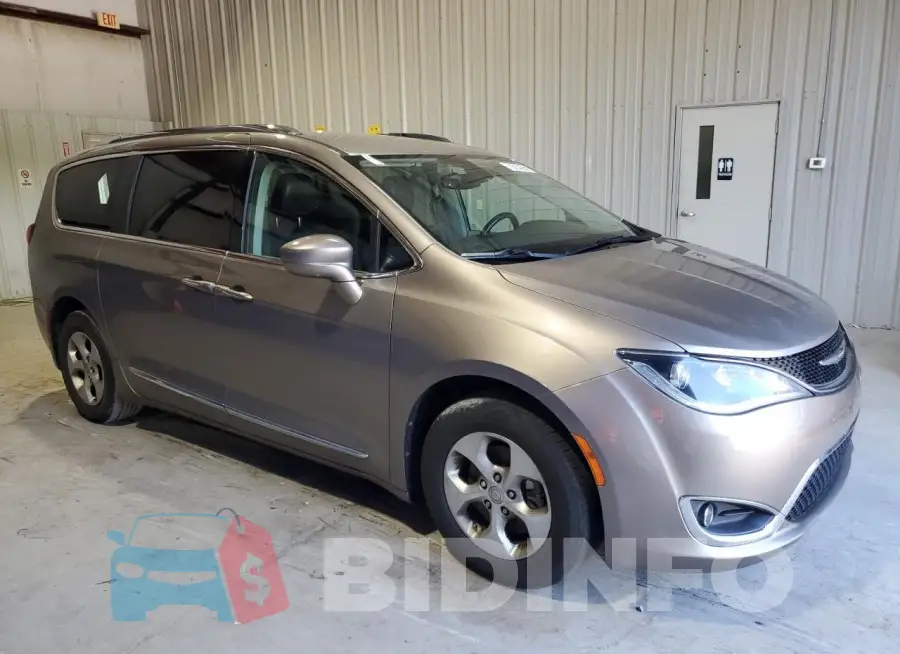 2C4RC1EG9HR622530 Photo# 4