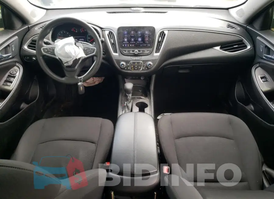 1G1ZD5ST3NF110330 Photo# 8