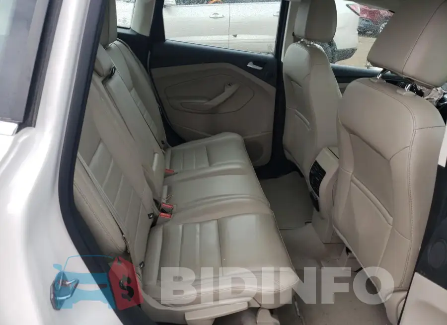 1FADP5CU0GL115513 Photo# 10