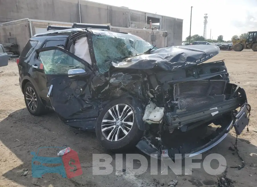 1FM5K8HT4JGC31503 Photo# 4