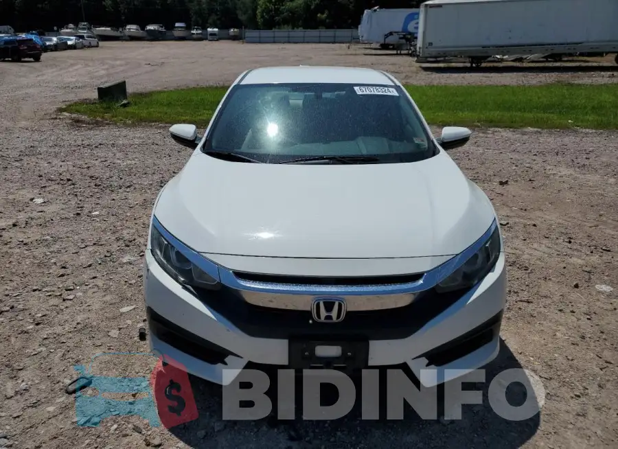 19XFC2F57HE233067 Photo# 5