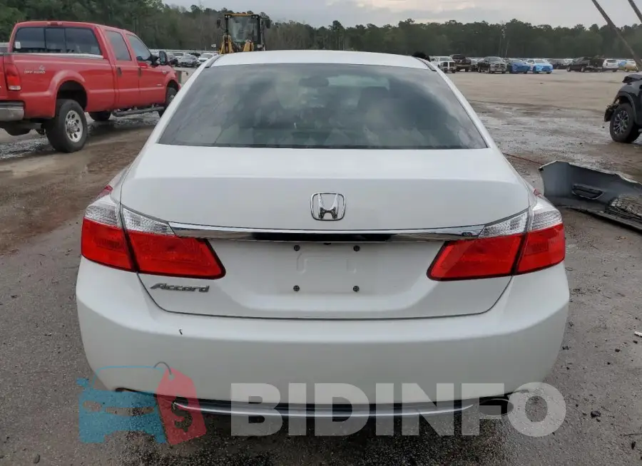 1HGCR2F30FA173893 Photo# 6
