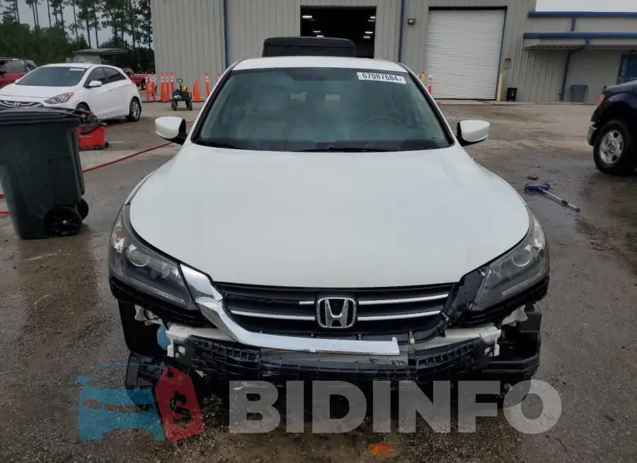 1HGCR2F30FA173893 Photo# 5