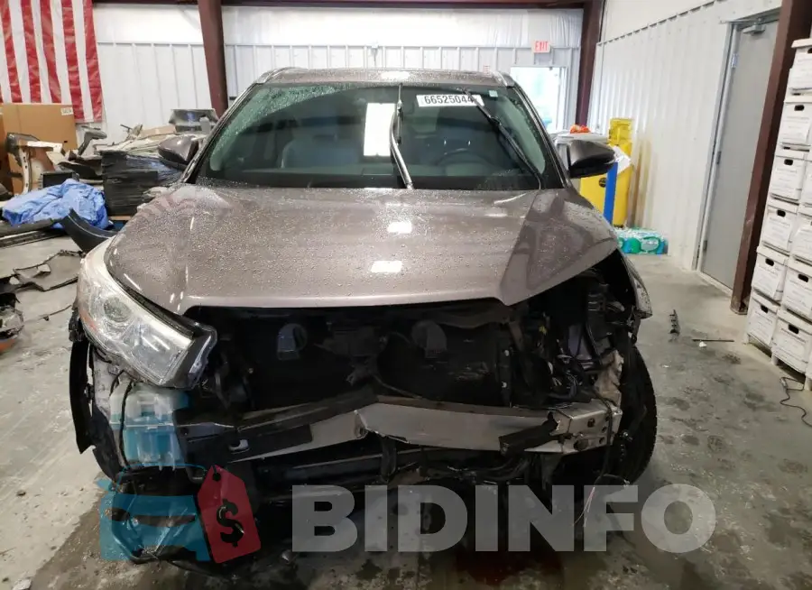 5TDYKRFH3FS109363 Photo# 5