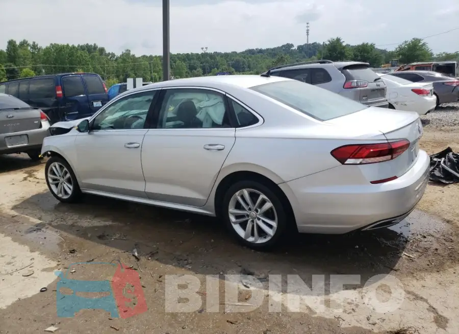 1VWSA7A38LC018950 Photo# 2