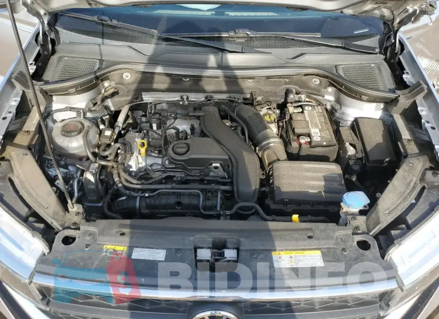 3VVRX7B26NM028059 Photo# 12