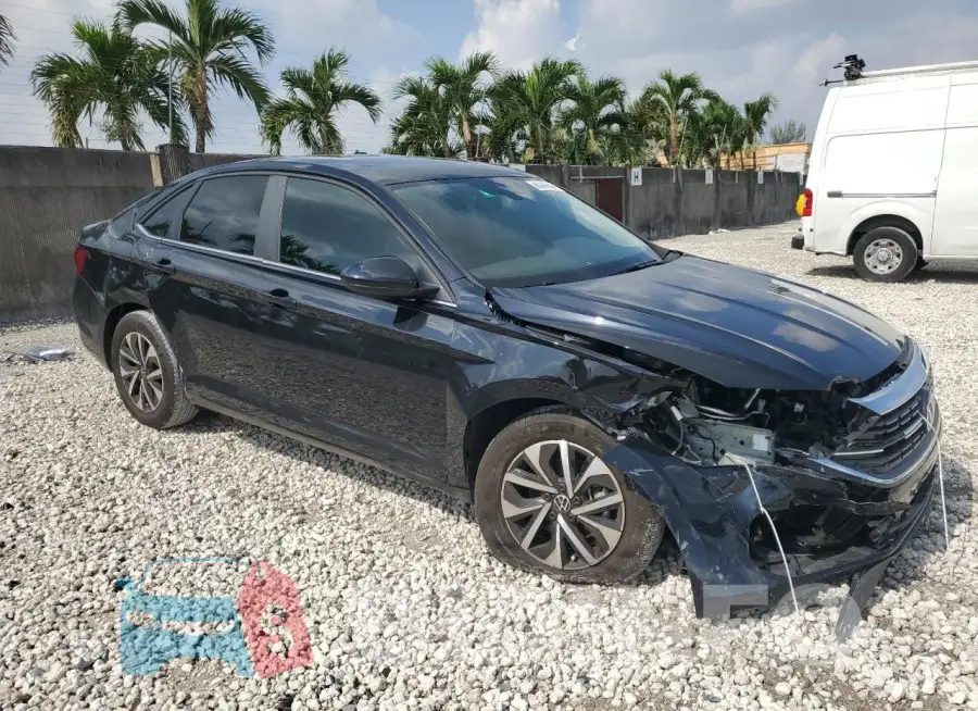 3VW5M7BU9RM013968 Photo# 4