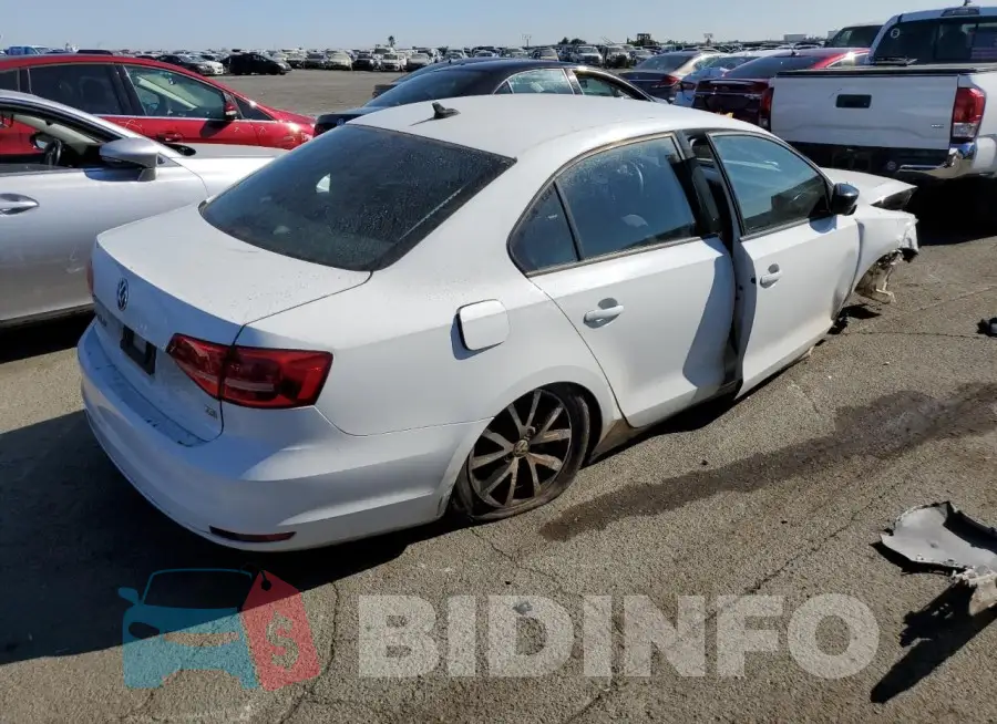 3VWD17AJ8FM201808 Photo# 3