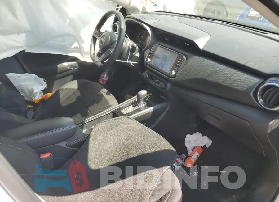 3N1CP5CV3NL490783 Photo# 7