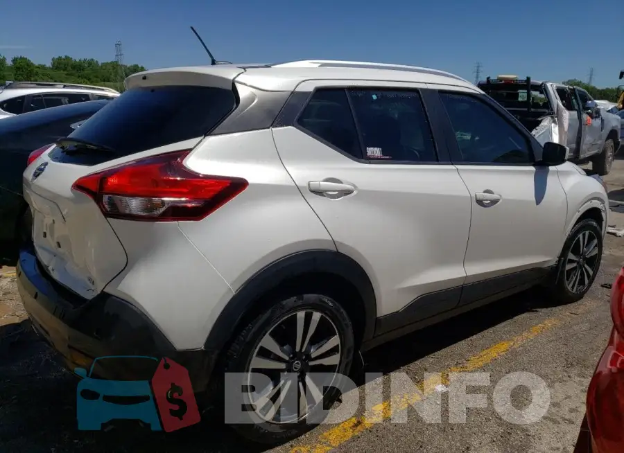 3N1CP5CVXLL509598 Photo# 3