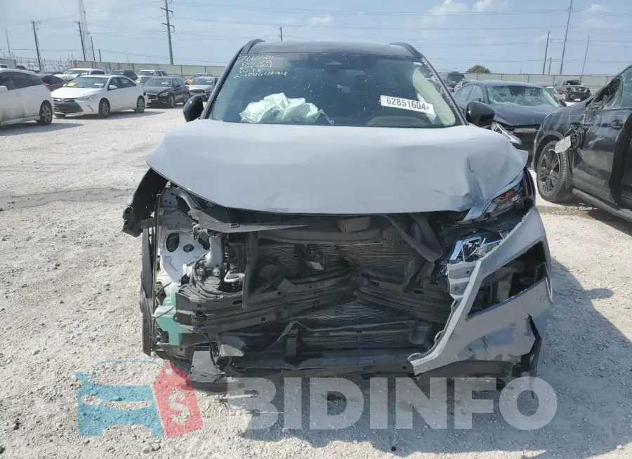 JN8BT3BA6PW003102 Photo# 5