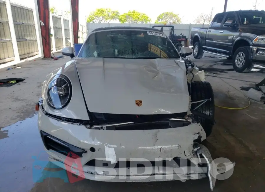 WP0CA2A99NS236824 Photo# 5