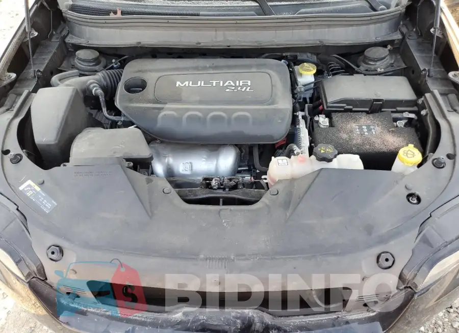 1C4PJLCB7KD175383 Photo# 12