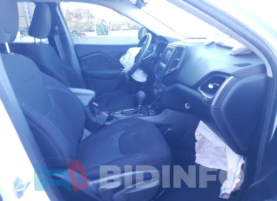 1C4PJMCB7KD273044 Photo# 5