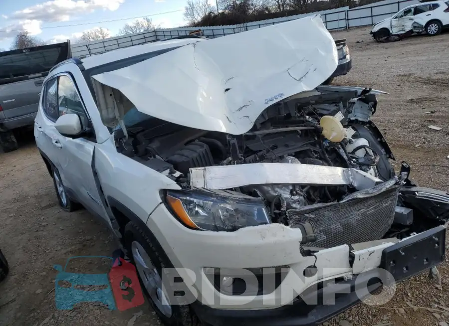3C4NJCBB1LT124899 Photo# 4
