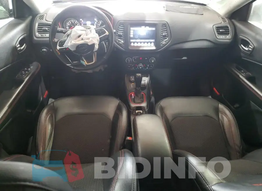 3C4NJDDB2LT193684 Photo# 8