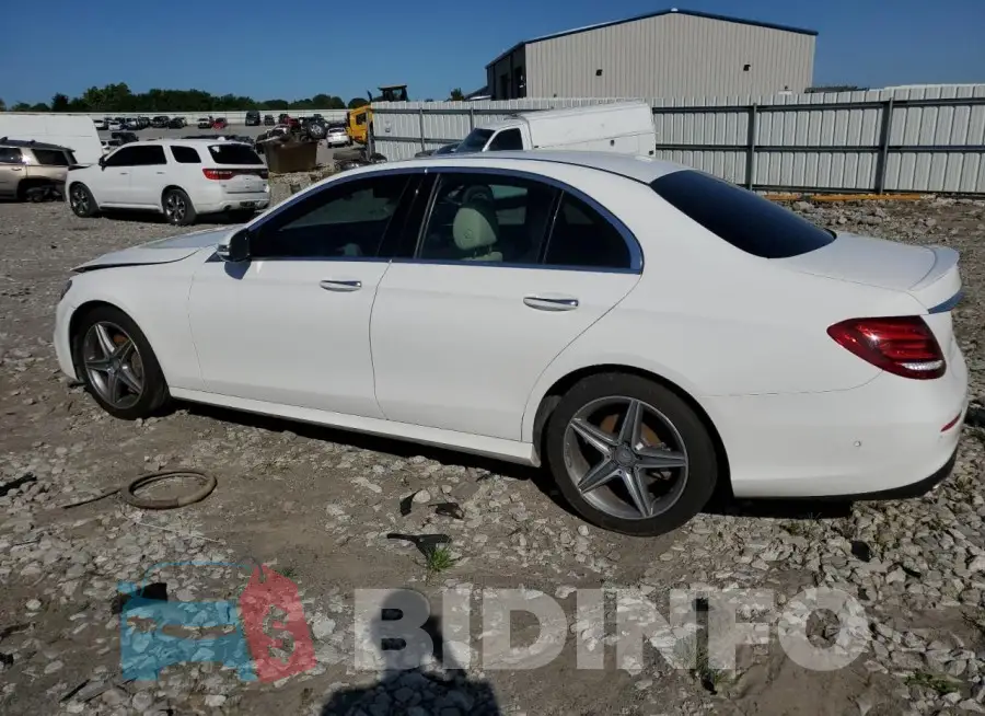 WDDZF4JB7HA029889 Photo# 2