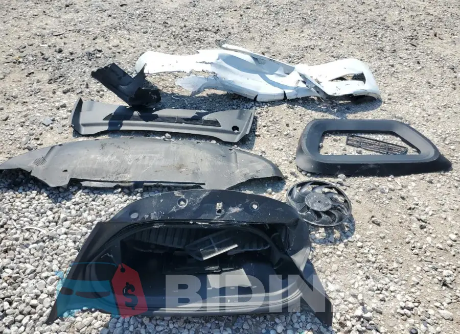 7SAYGAEE7NF322381 Photo# 12