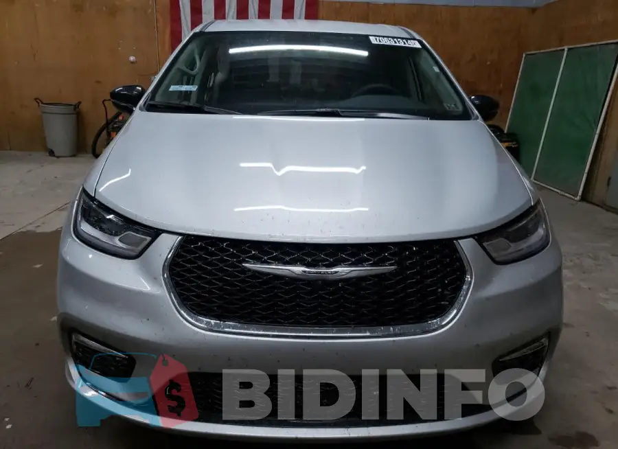 2C4RC1BG6RR162183 Photo# 5