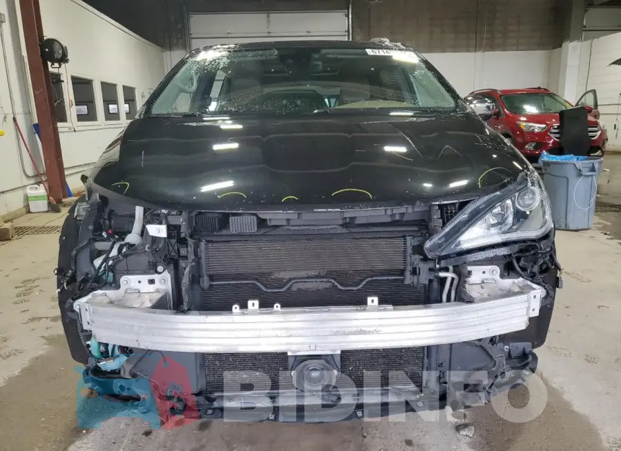 2C4RC1GG1HR669676 Photo# 5