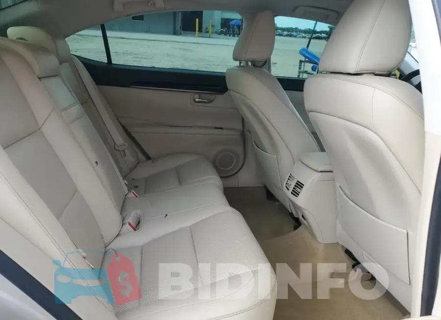 JTHBK1GG5F2156168 Photo# 10