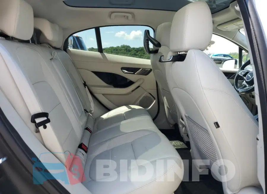 SADHD2S13K1F69812 Photo# 11