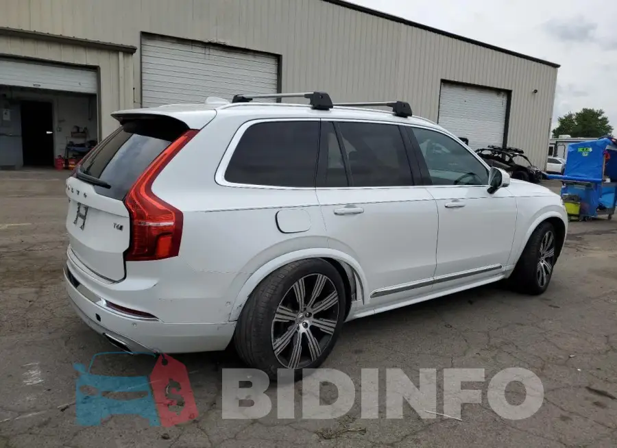 YV4A22PL6M1672376 Photo# 3