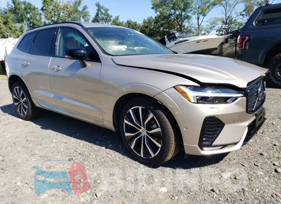 YV4L12RM0R1810132 Photo# 4