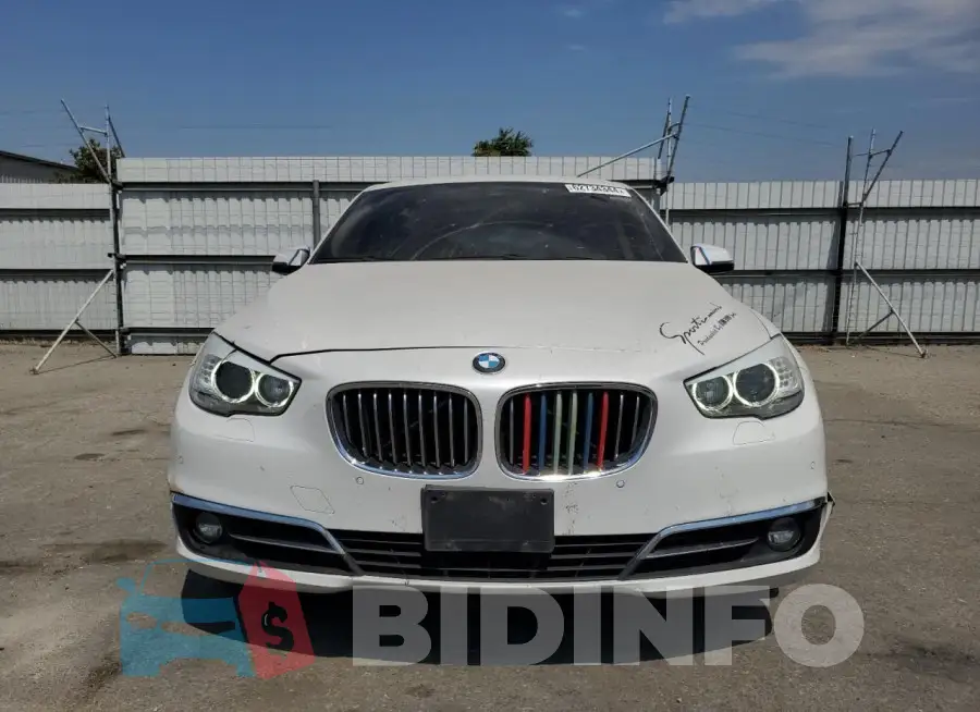 WBA5M2C50FGH99050 Photo# 5