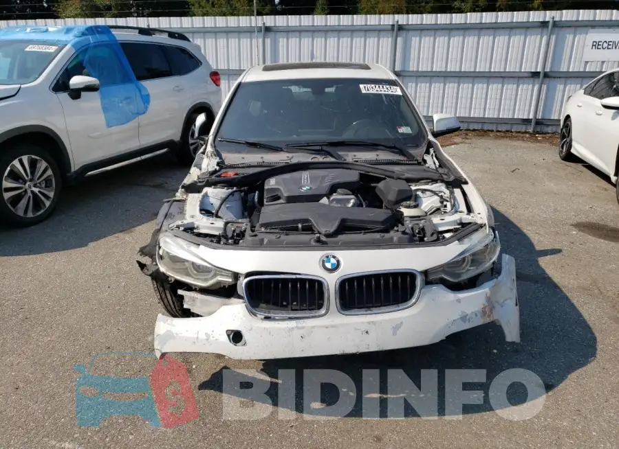 WBA8E9G58GNT86851 Photo# 5