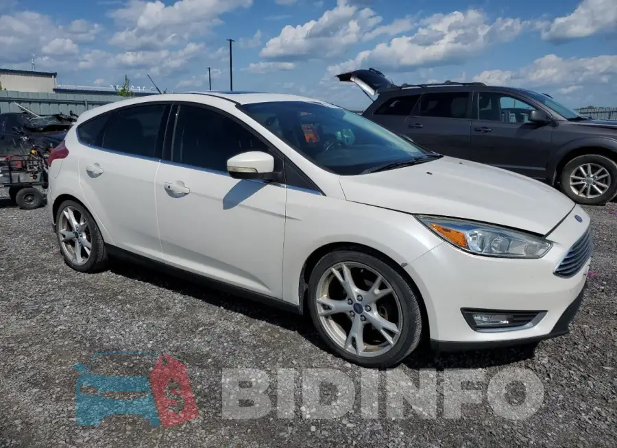 1FADP3N24GL286751 Photo# 4