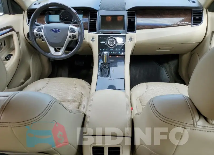 1FAHP2F89JG124161 Photo# 8