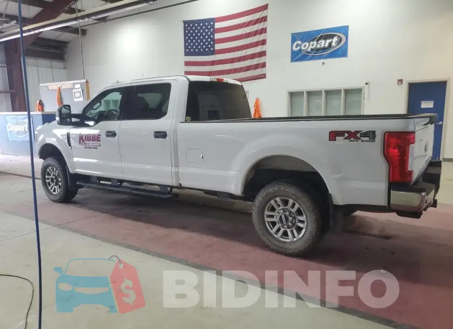 1FT7W2B65HEC72648 Photo# 2