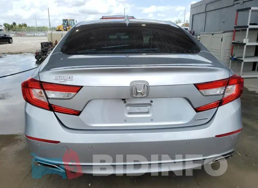 1HGCV1F95JA174864 Photo# 6