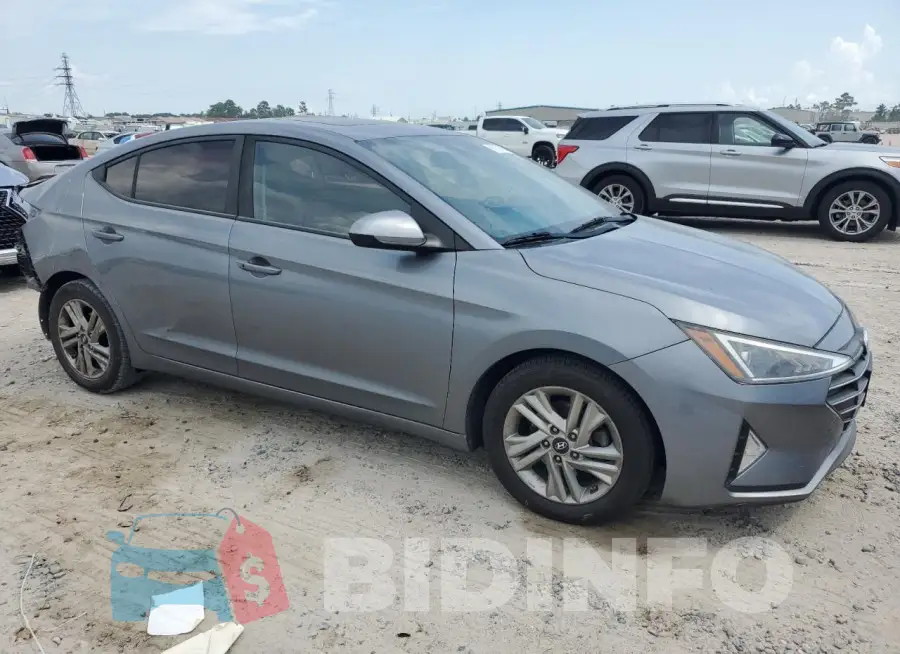 KMHD84LF1KU886404 Photo# 4