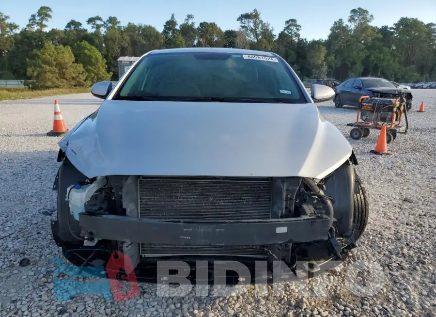 KMHD84LF3HU160276 Photo# 5