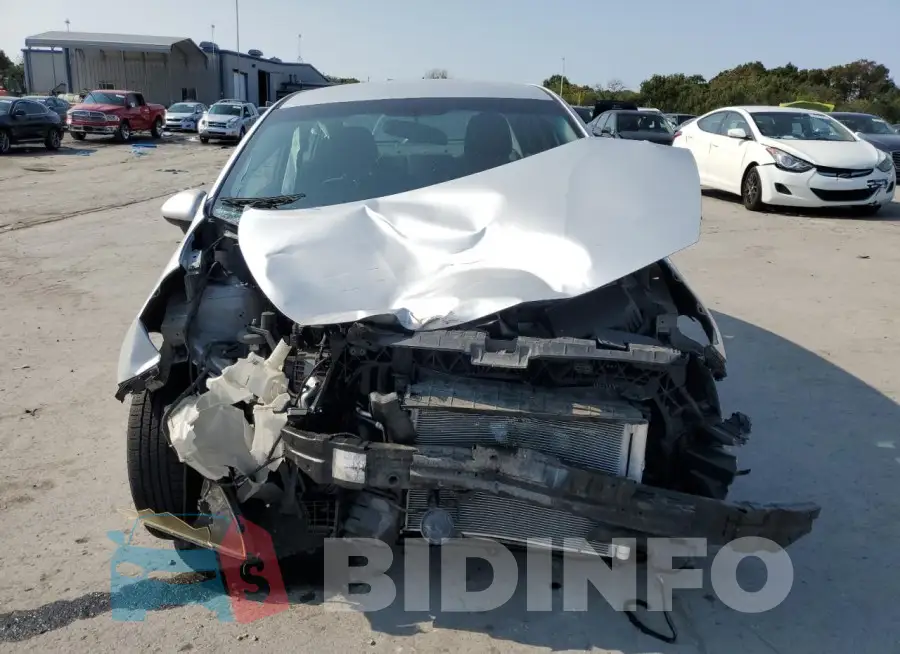 KNADM4A34G6611501 Photo# 5